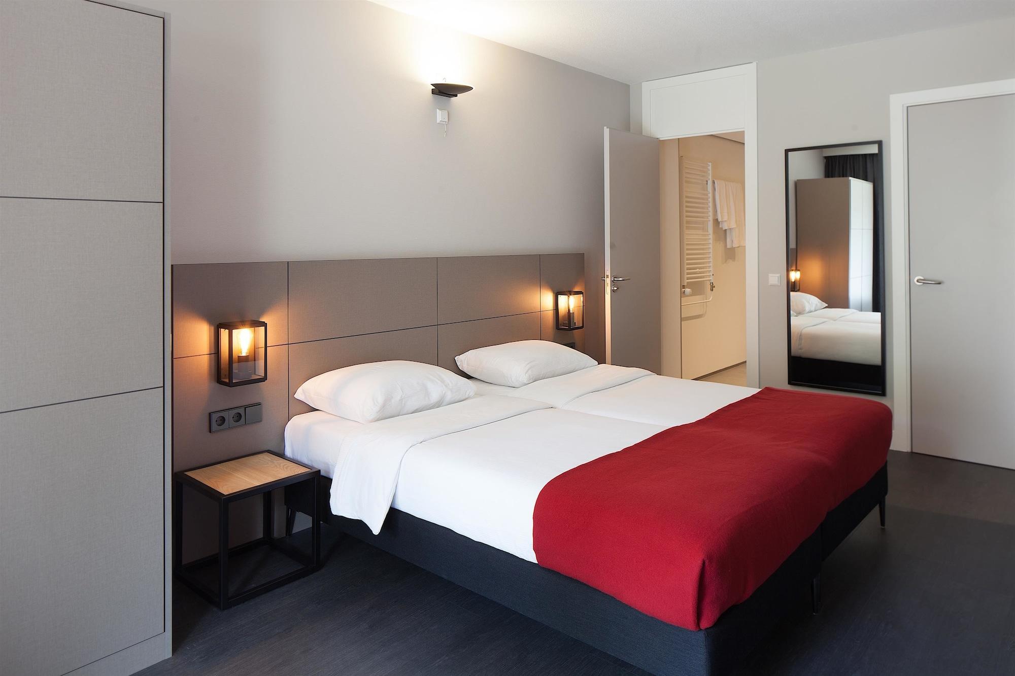 Golden Tulip Zoetermeer - Den Haag Esterno foto