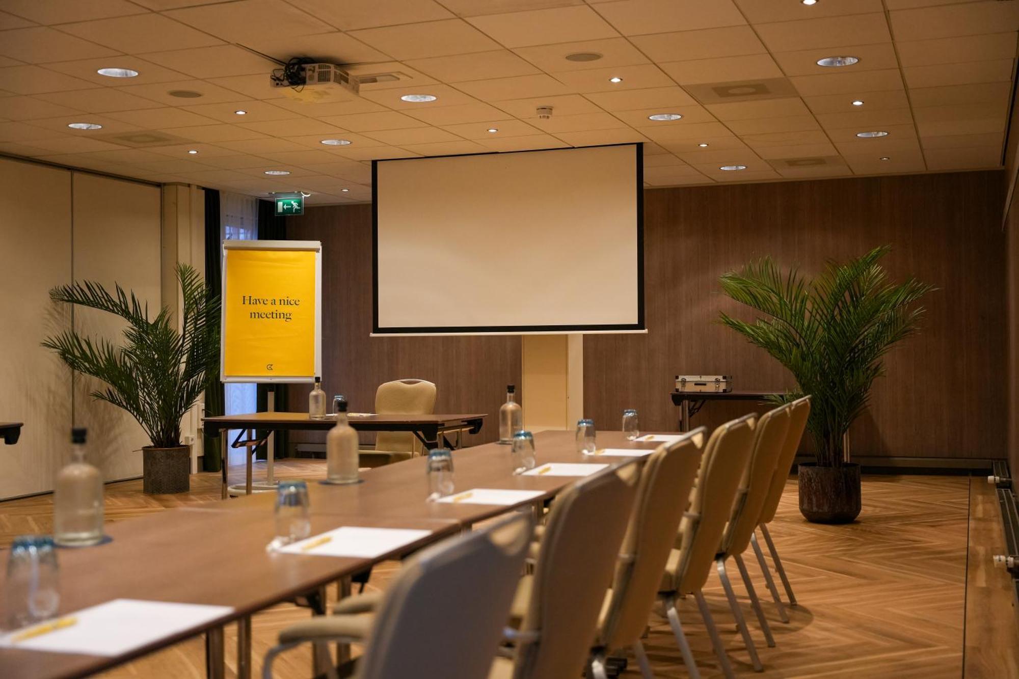 Golden Tulip Zoetermeer - Den Haag Esterno foto